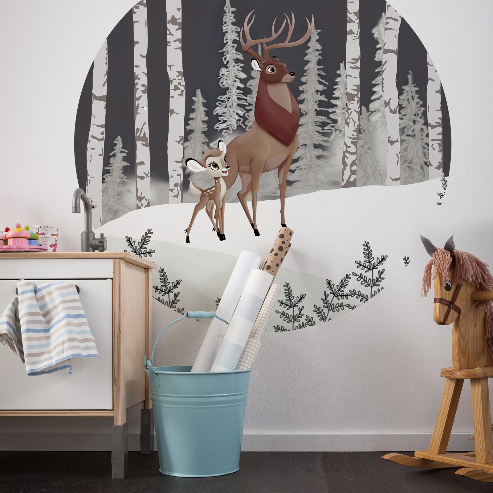 Komar Fototapete Disney Dot Bambi Great Prince 125 x 125 cm Vlies Selbstklebend Bambi Great Prince