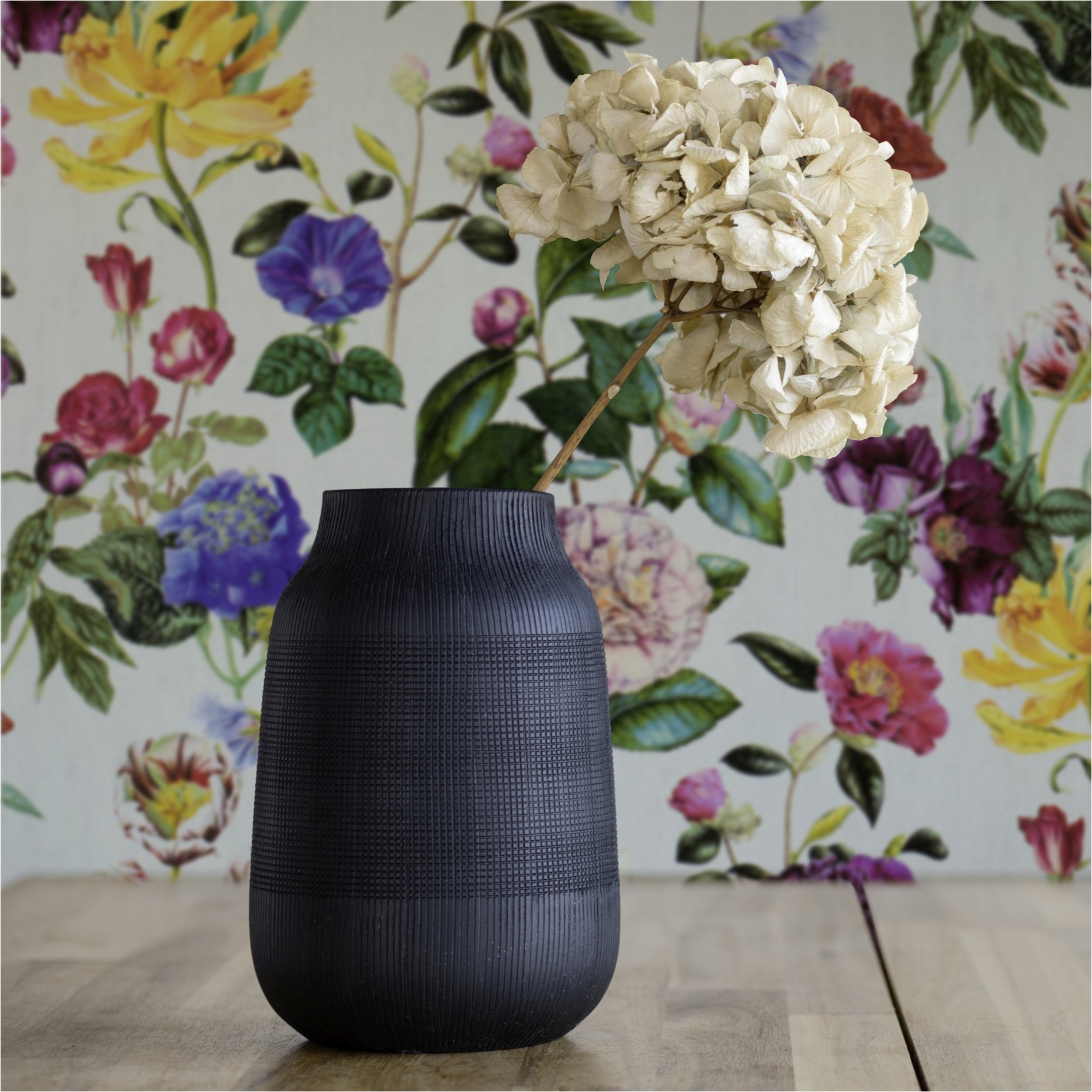 Tapete Design M1-No.12046 | Vorgeleimte Vliestapete Blumen | Bunt | Weiß | Wohnzimmer | Küche