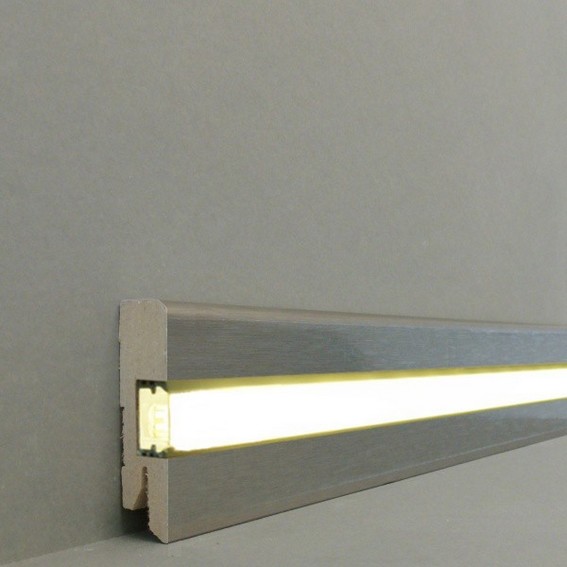 Licht Sockelleiste