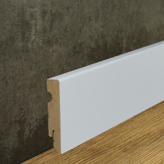 Neuhofer | Angle intérieur pour plinthe | 15 x 80 mm | Plinthe blanche classique | Filmée
