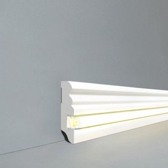Licht_Sockelleiste_sehr_hochwertig