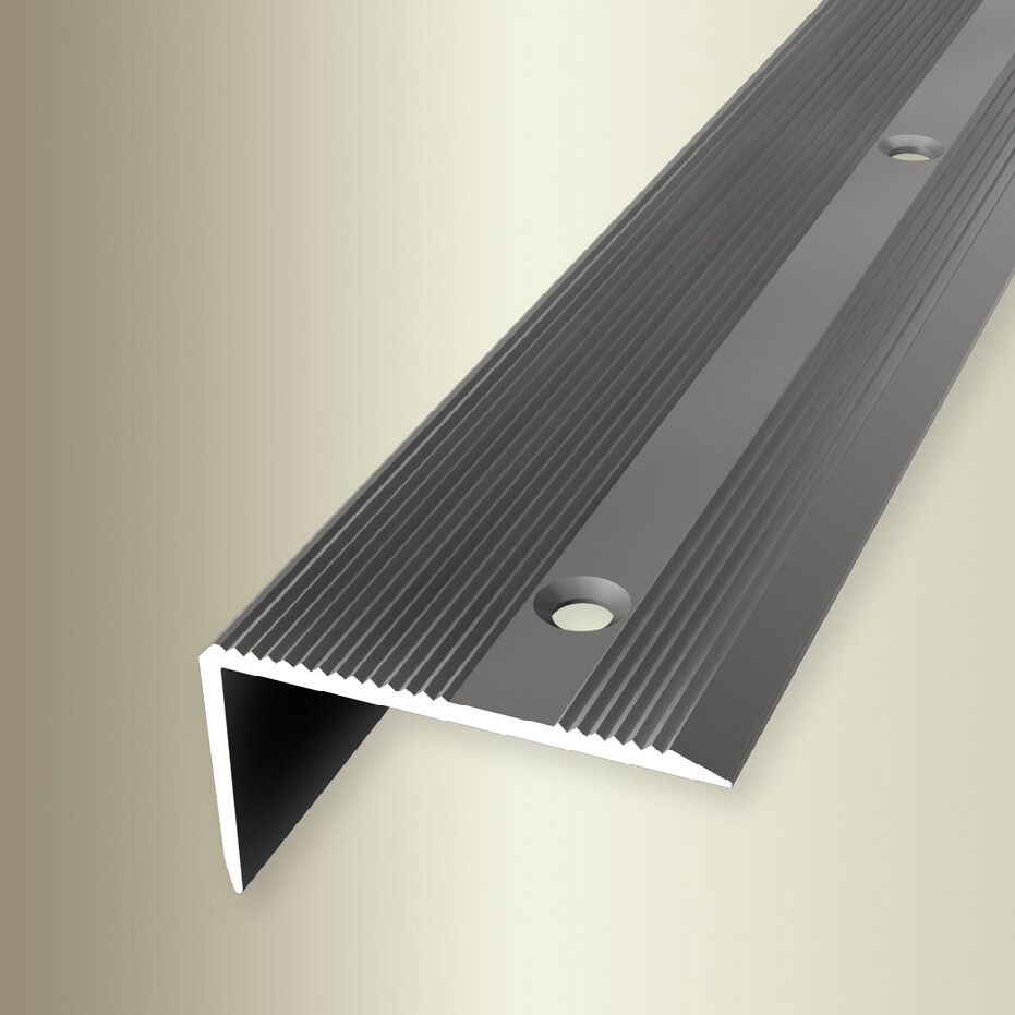 Perfiles de canto y ángulo para escaleras Küberit, 25 mm de alto x 40 mm de ancho, altura de canto de 0 a 22 mm, aluminio anodizado.