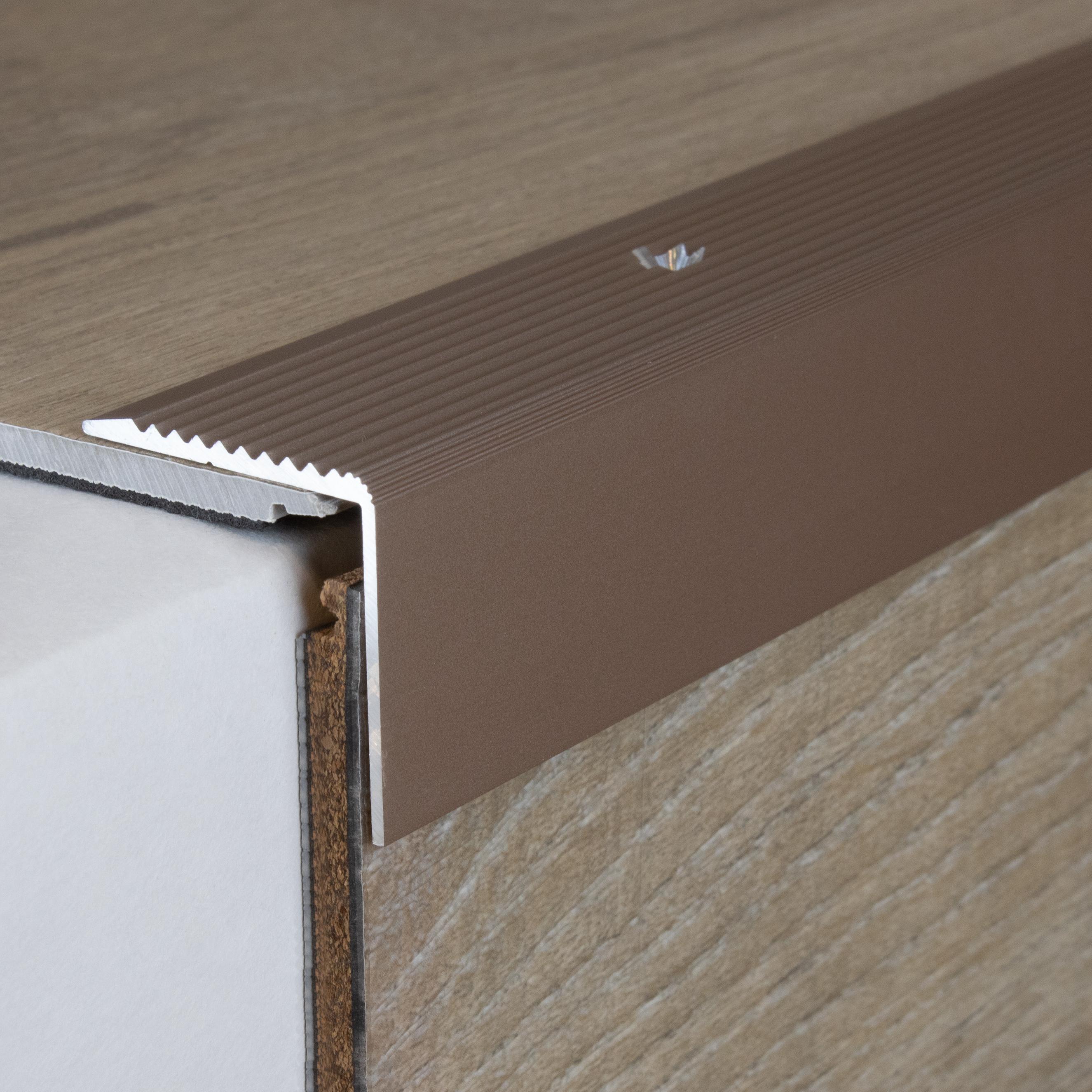 Treppenkanten- & Winkelprofile Breite 30 mm Höhe 22 - 52 mm Materialstärke: 2 mm PROVISTON